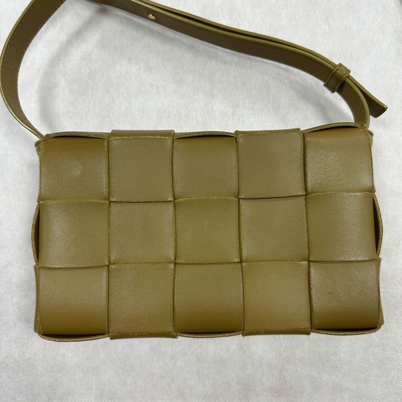 BV Cassette 卡其棕焦糖色編織卡帶包-1