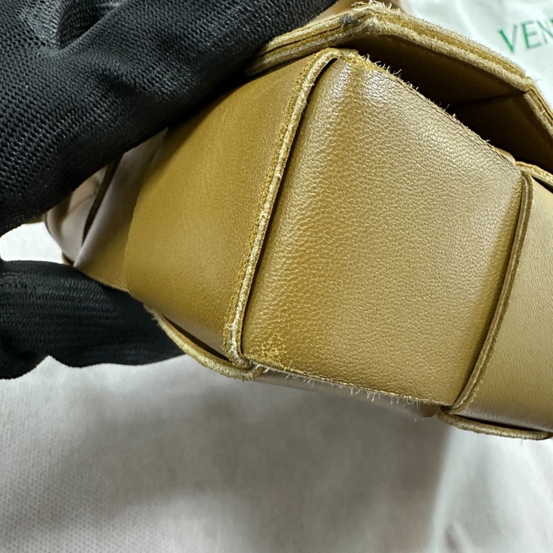 BV Cassette 卡其棕焦糖色編織卡帶包-5