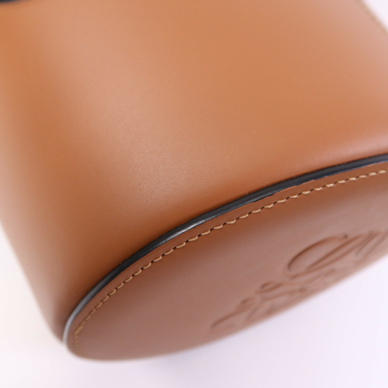 LOEWE 牛皮皮革Balloon Medium金扣手挽肩背兩用袋-13