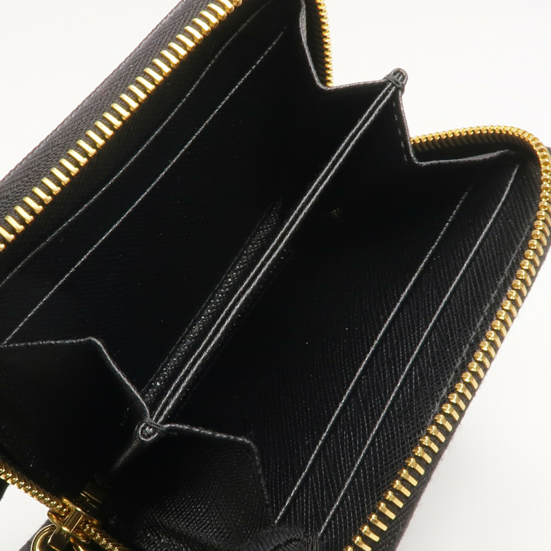PRADA Saffiano皮革Coin Case金扣零錢包-5