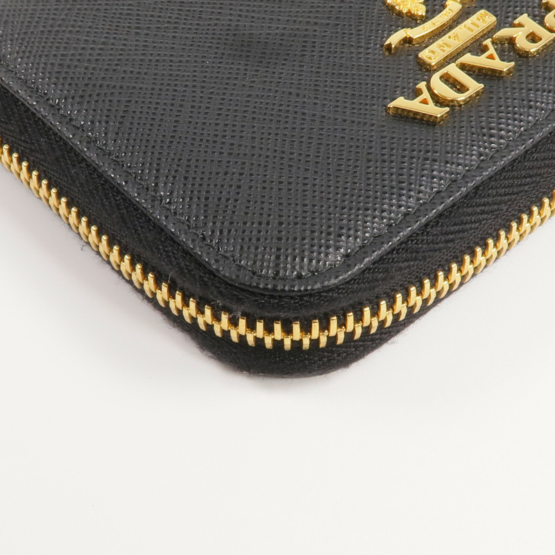 PRADA Saffiano皮革Coin Case金扣零錢包-15