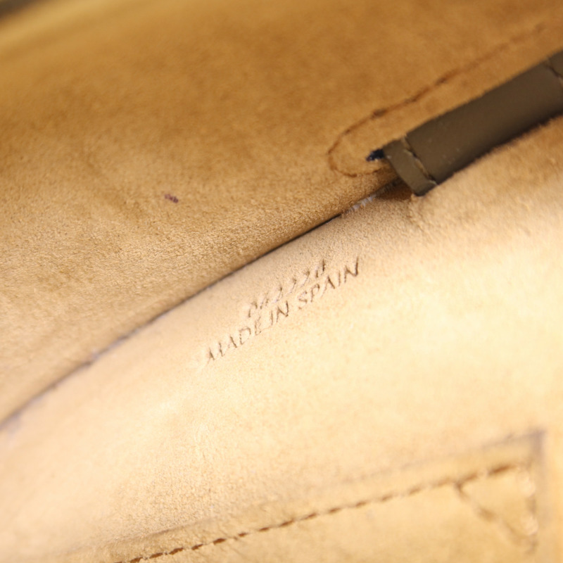 LOEWE 牛皮皮革Gate Medium金扣肩背袋-7