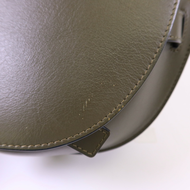 LOEWE 牛皮皮革Gate Medium金扣肩背袋-17