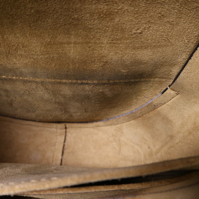 LOEWE 牛皮皮革Gate Medium金扣肩背袋-19