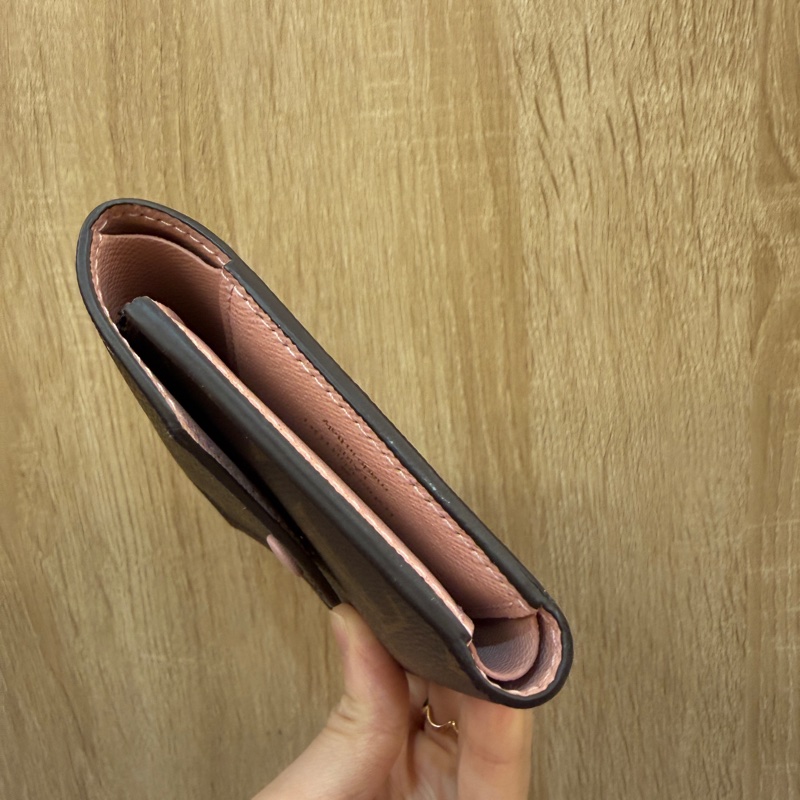 LV 原花粉皮釦Victorine三折短夾M62360-2