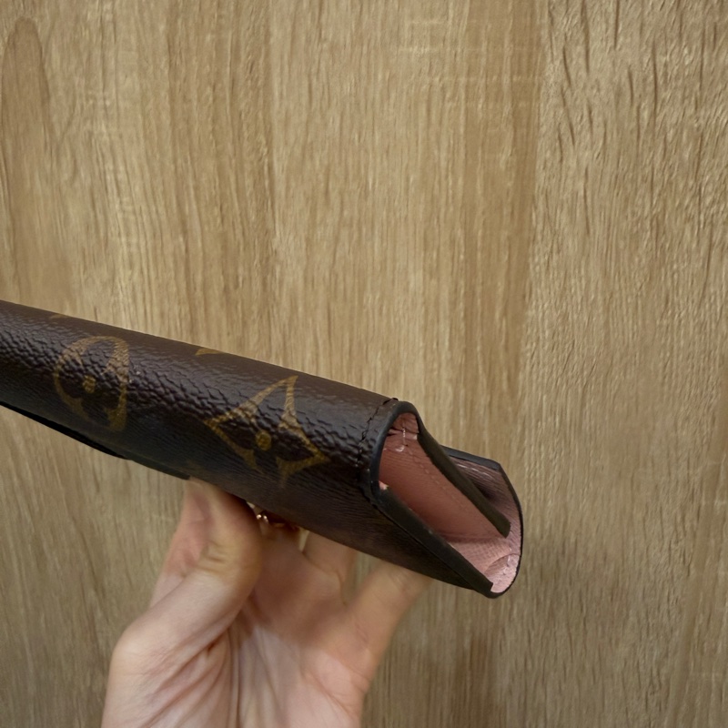 LV 原花粉皮釦Victorine三折短夾M62360-8