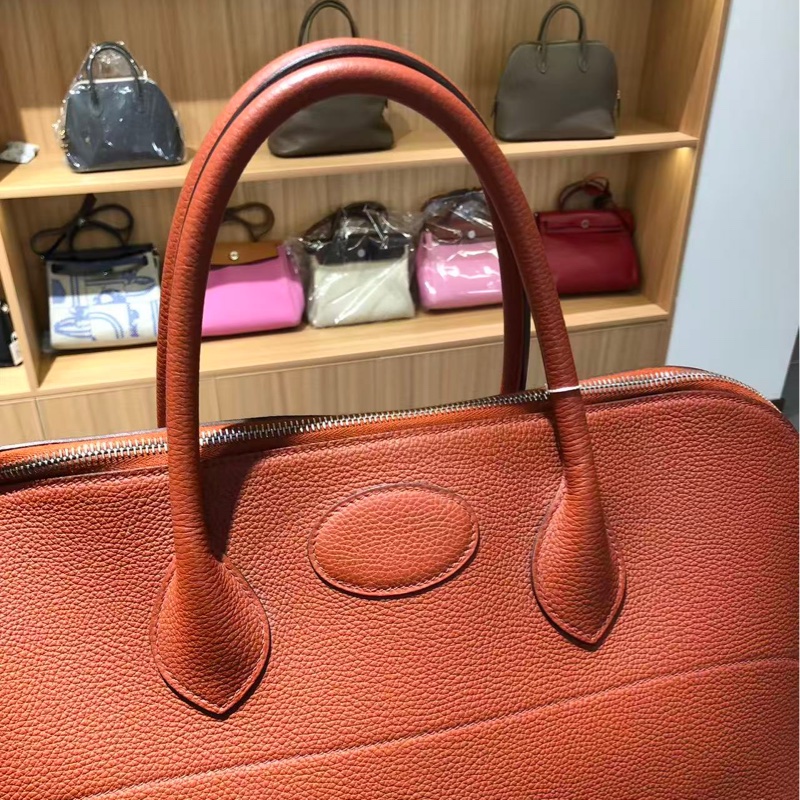 hermes愛馬仕bolide45橘紅色x刻，超級帥氣，男女通用，日常旅行都可以用，非常實用的包包-5