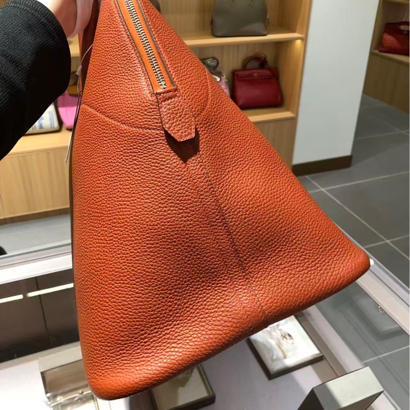 hermes愛馬仕bolide45橘紅色x刻，超級帥氣，男女通用，日常旅行都可以用，非常實用的包包-7