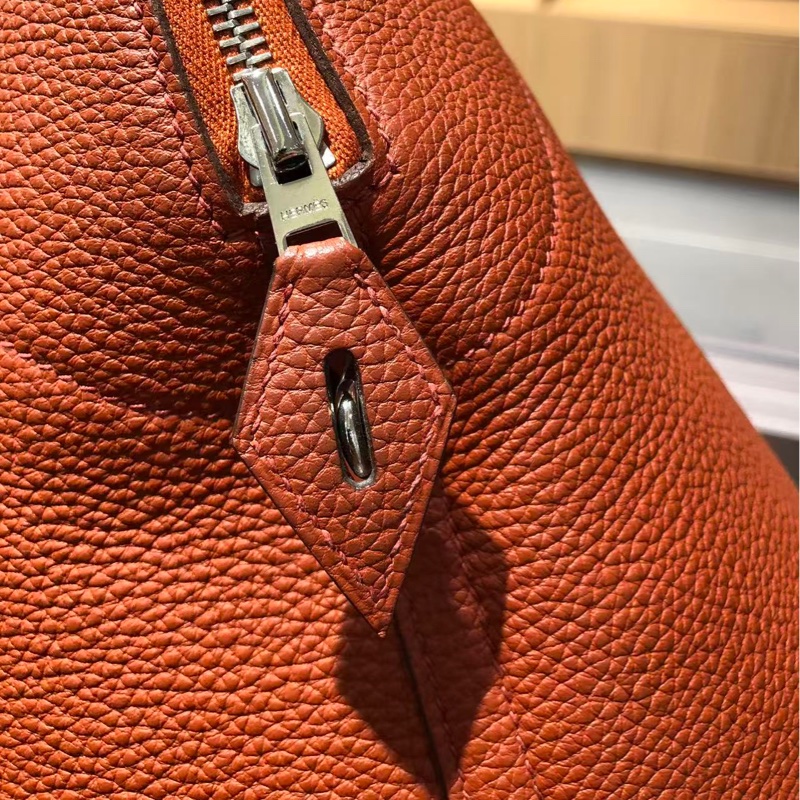 hermes愛馬仕bolide45橘紅色x刻，超級帥氣，男女通用，日常旅行都可以用，非常實用的包包-10