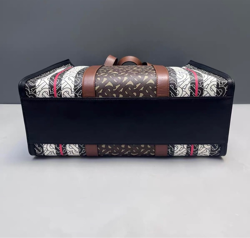 Burberry tote馬鞍棕托特包購物袋 尺寸約35*29*16-4