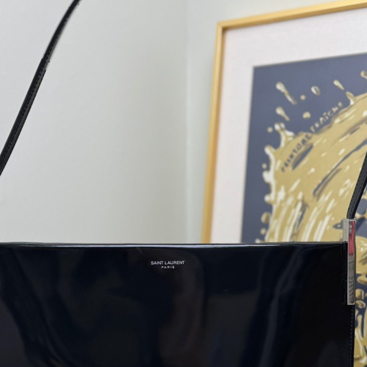 【99❤️】YSL  女士黑色SUZANNE RIGID亮面皮革肩帶 單肩包-4