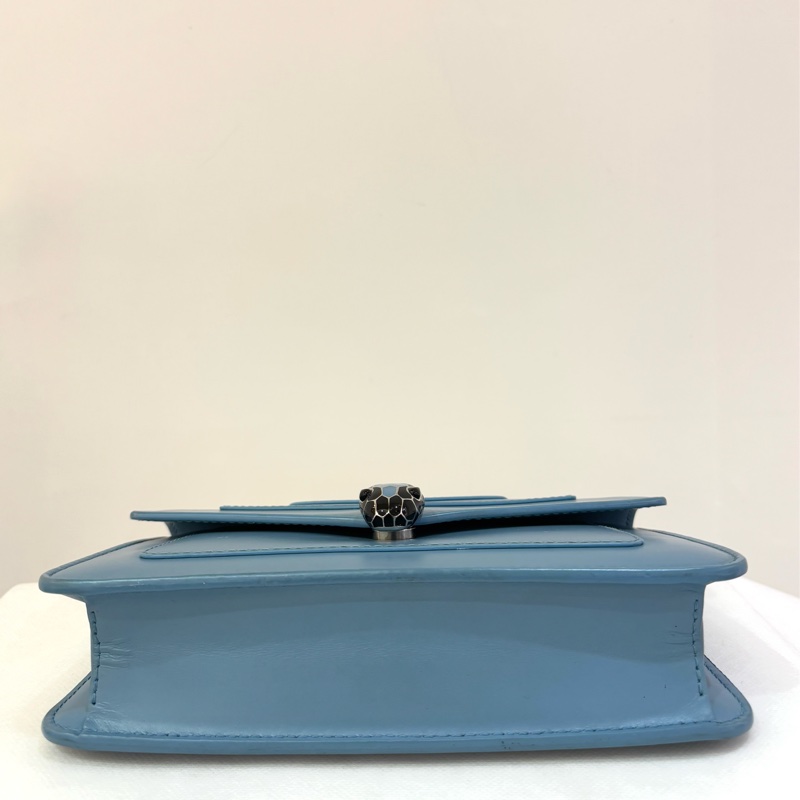 BVLGARI藍/粉橘長型蛇頭鍊帶斜背-7