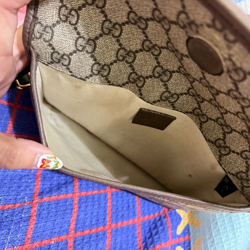 Gucci 虎頭胸腰包 降📉$14999-3