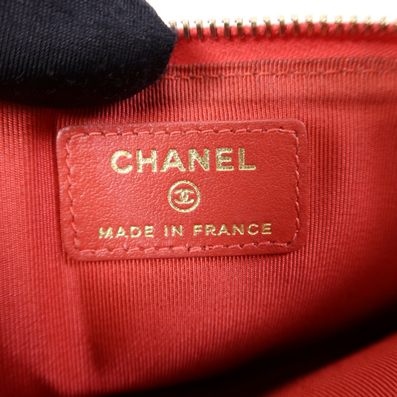 CHANEL 牛皮皮革Phone Case金扣長錢包-5