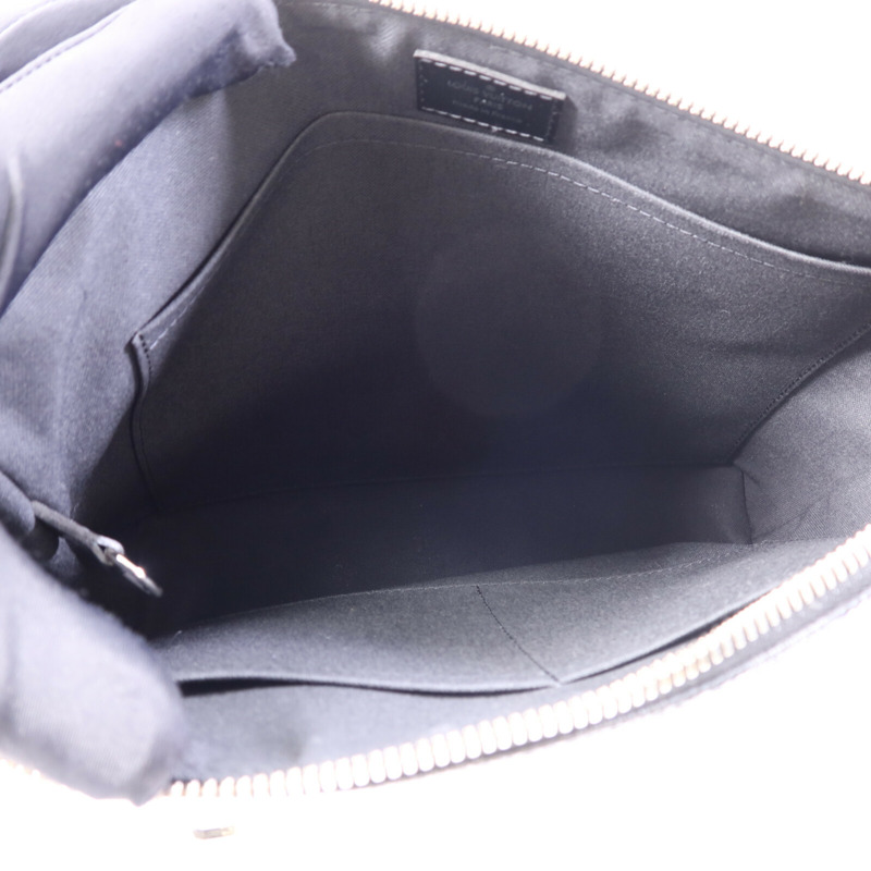 LOUIS VUITTON Damier Graphite Mick PM銀扣肩背袋-4