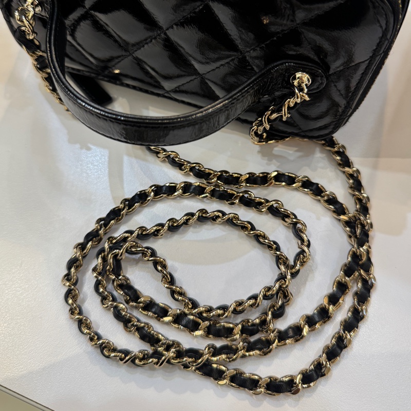 Chanel 黑金油蠟皮雙層化妝盒-9