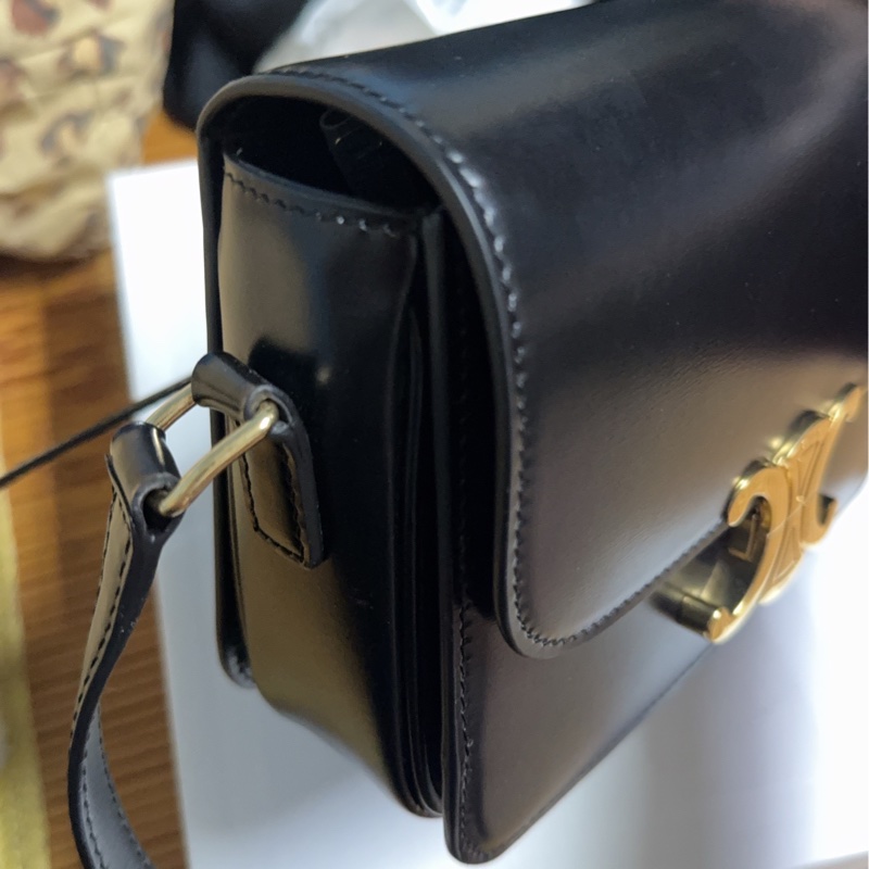 TEEN TRIOMPHE亮澤牛皮革手袋-7