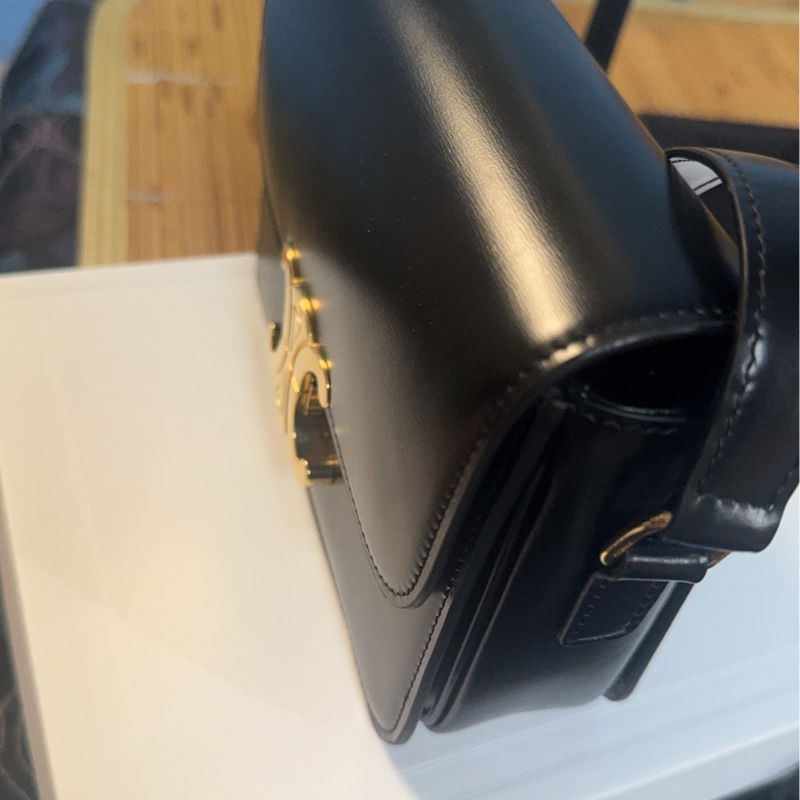 TEEN TRIOMPHE亮澤牛皮革手袋-17