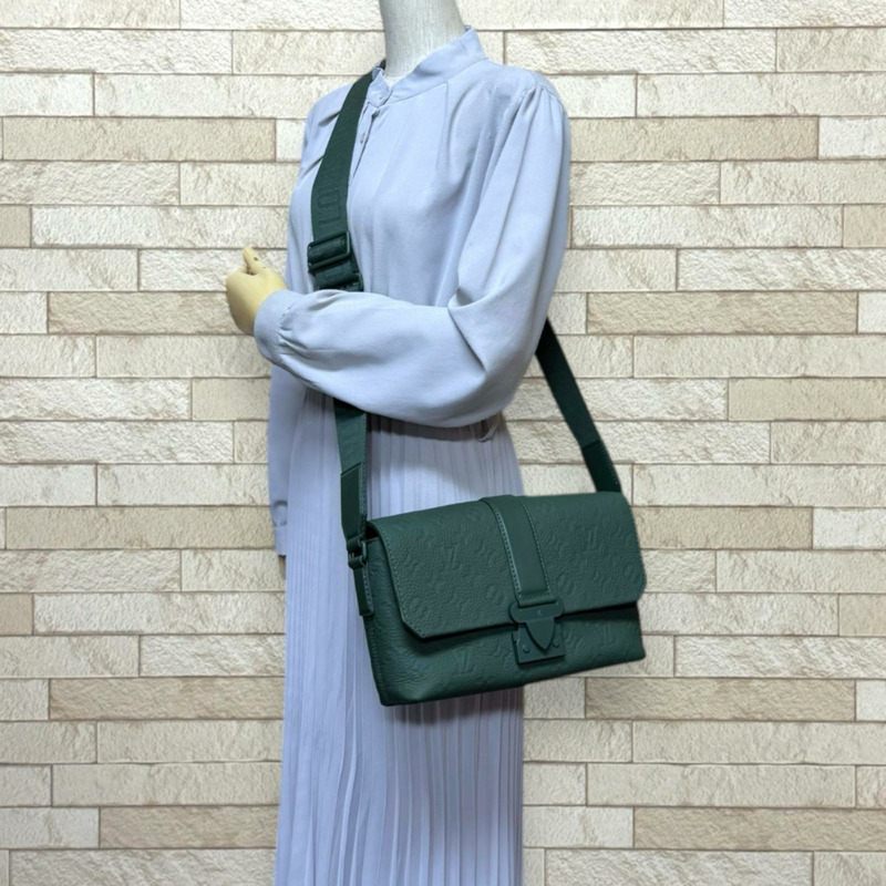 二手路易威登 S-Cape 斜背包/肩背包，M24439，綠色，男女通用。-1