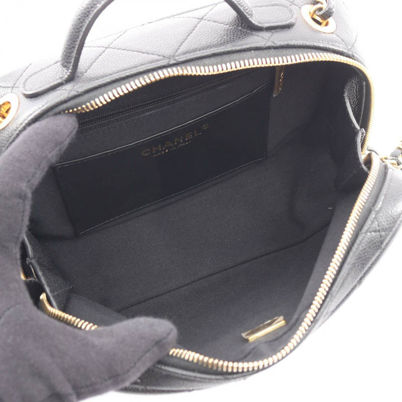 香奈兒 (CHANEL) 絎縫鏈條肩背斜背包，黑色皮革，金色五金，二手女款-2