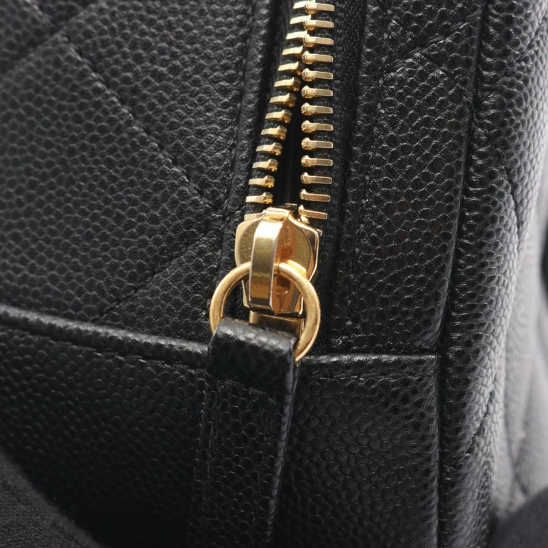 香奈兒 (CHANEL) 絎縫鏈條肩背斜背包，黑色皮革，金色五金，二手女款-6