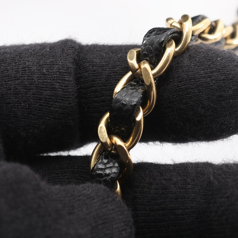 香奈兒 (CHANEL) 絎縫鏈條肩背斜背包，黑色皮革，金色五金，二手女款-7