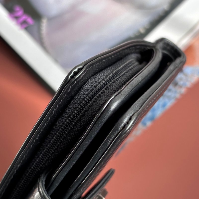 ::CHANEL:: BOY 經典款 灰銀色漆皮中夾 Vintage款-7