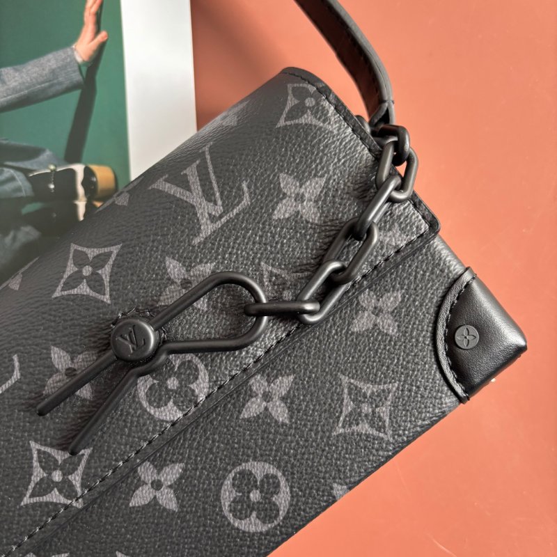 ::LOUIS VUITTON:: LV M81783 Steamer黑花紋黑鍊條吸釦方型隨身錢包 斜背包-1