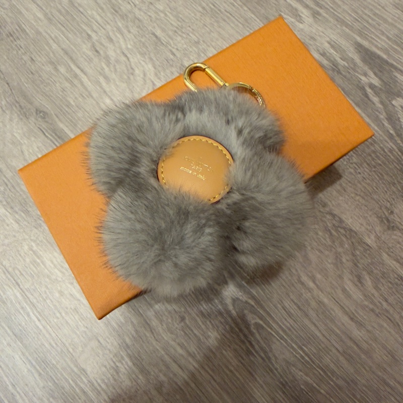 LOUIS VUITTON Vivienne Fur 手袋吊飾及鑰匙圈 灰色-7