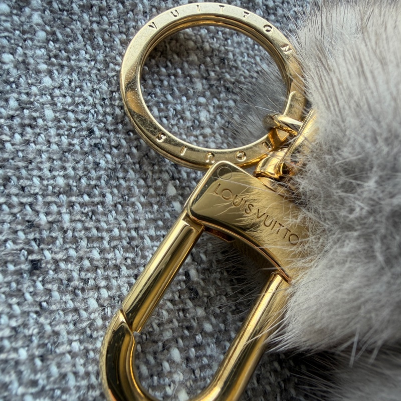 LOUIS VUITTON Vivienne Fur 手袋吊飾及鑰匙圈 灰色-11