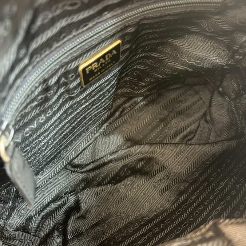 Prada 紅色 Nylon 尼龍 肩背包-15