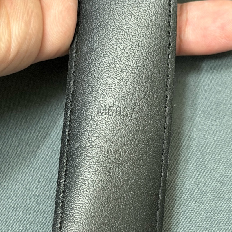 Lv M6057銀扣棋盤格皮帶（90cm）-6