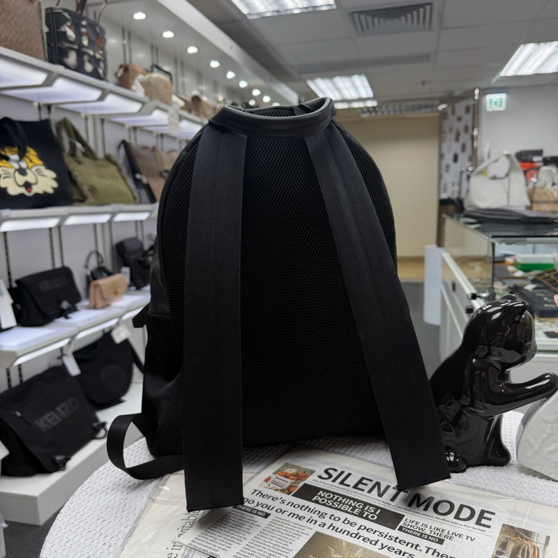 9成新 Fendi 書包-2