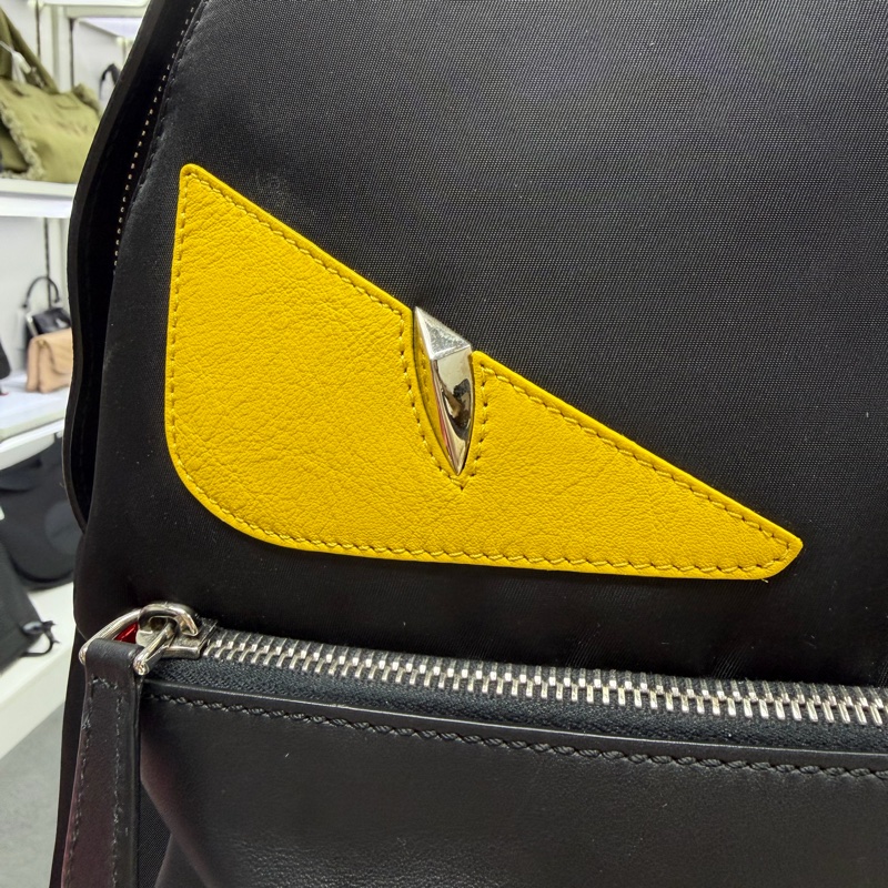 9成新 Fendi 書包-3