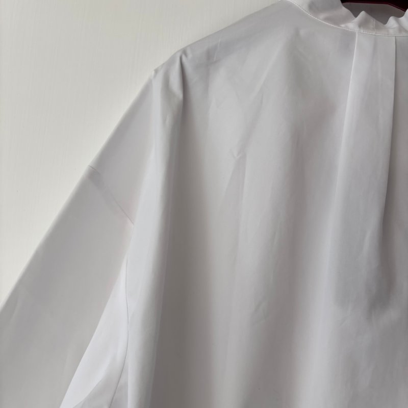 ::GUCCI:: 設計感 白色馬銜釦造型 新款開襟襯衫 造型襯衫 男女皆可-11