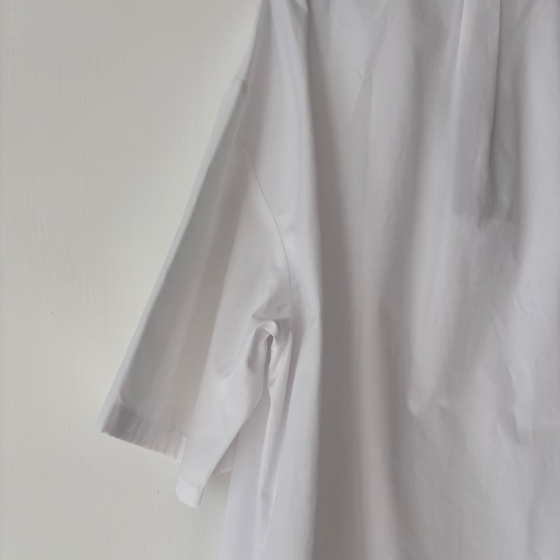 ::GUCCI:: 設計感 白色馬銜釦造型 新款開襟襯衫 造型襯衫 男女皆可-12