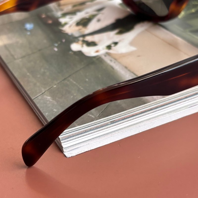 ::CELINE:: Triomphe 01 經典凱旋門 玳瑁色橢圓框墨鏡 太陽眼鏡 Sunglasses-9