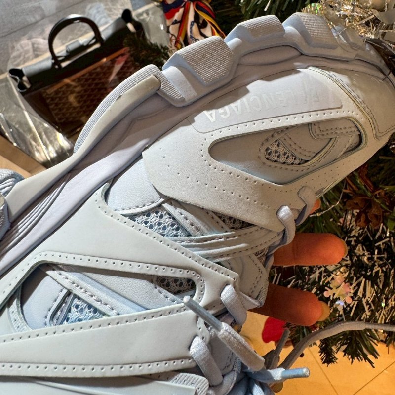 Balenciaga 水藍色運動休閒球鞋-3