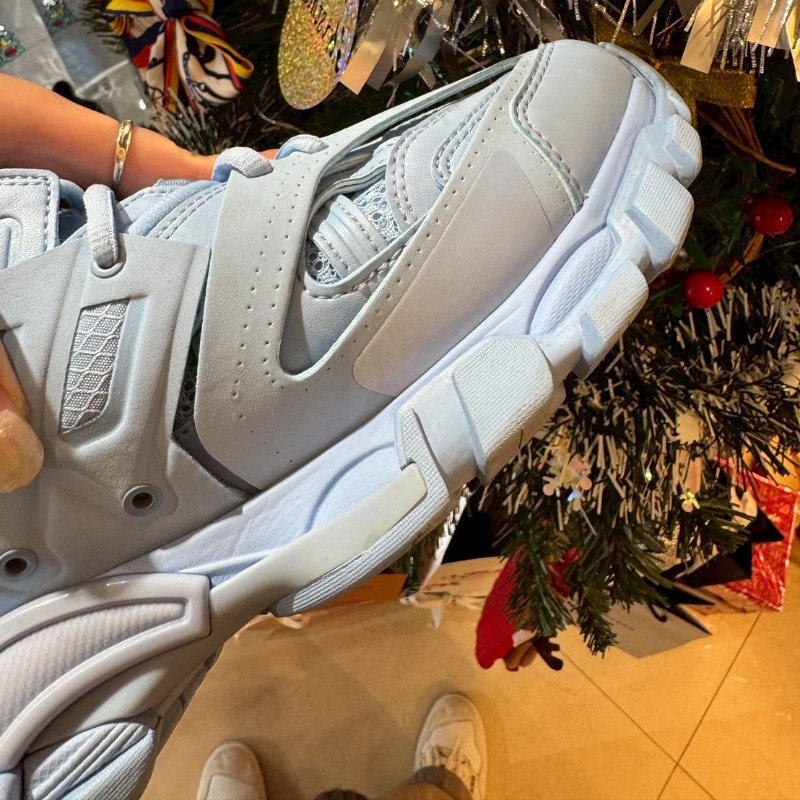 Balenciaga 水藍色運動休閒球鞋-4