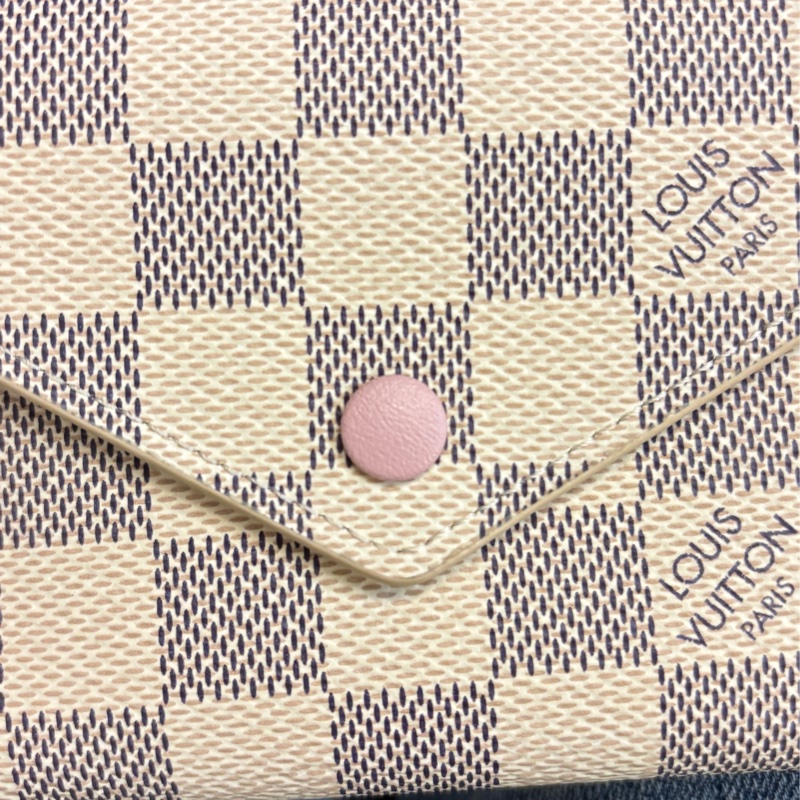 LV棋盤白小錢包-0