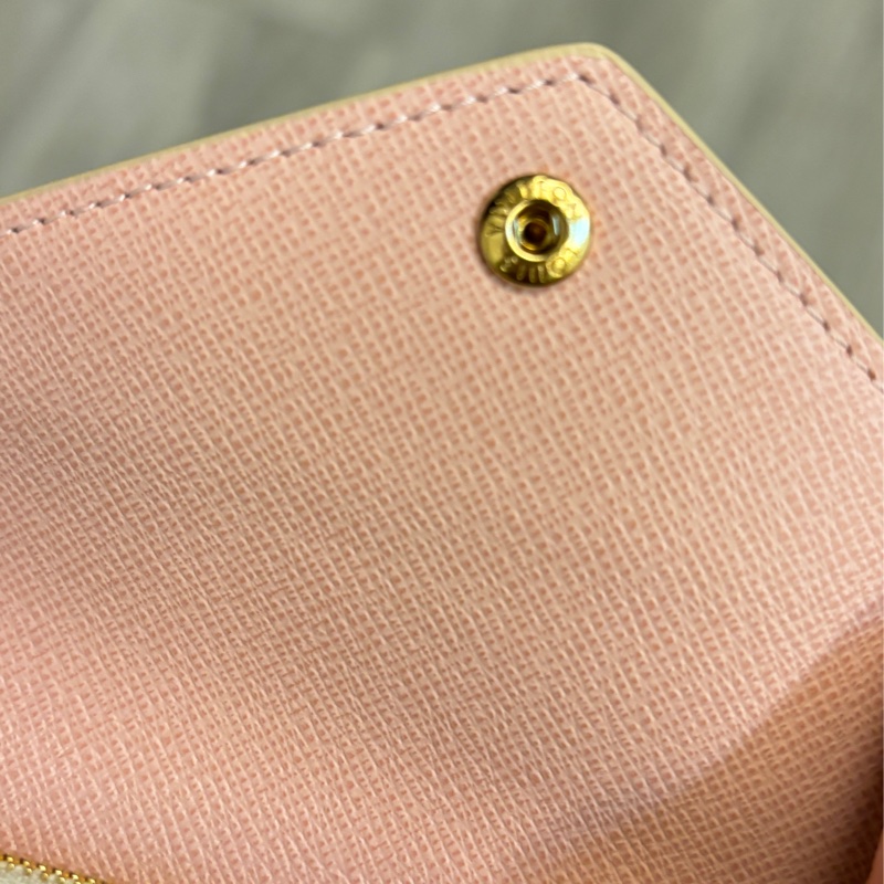 LV棋盤白小錢包-3