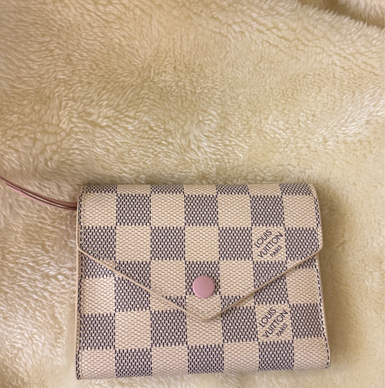 LV棋盤白小錢包-7