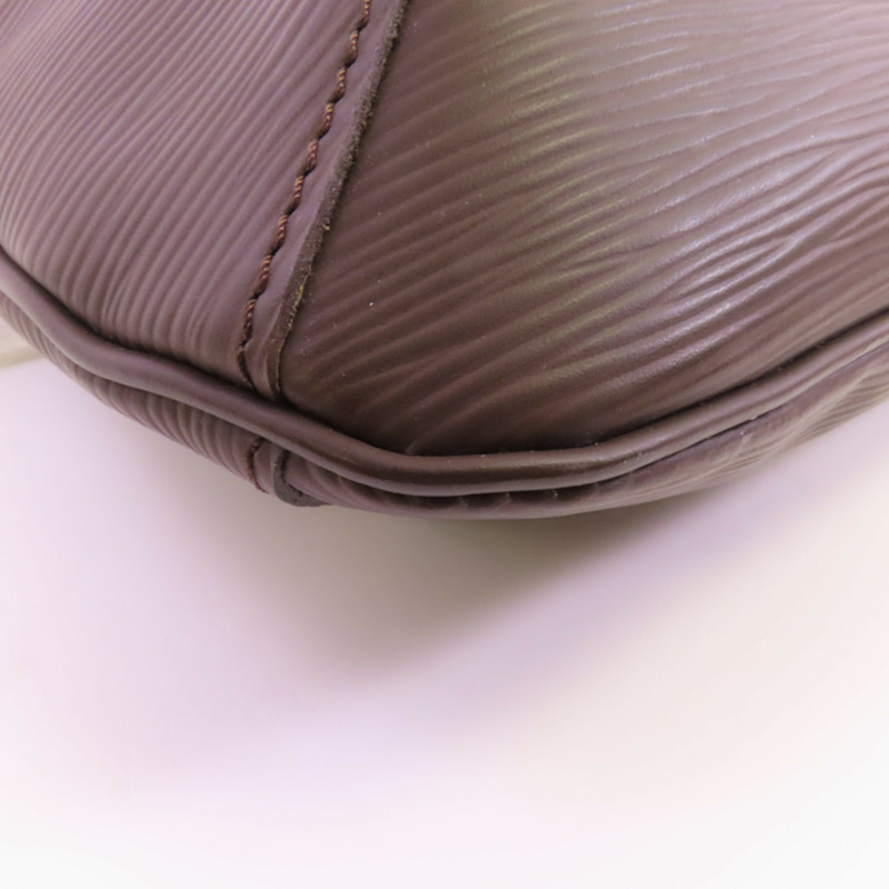 LOUIS VUITTON Epi Musette Salsa GM肩背袋-9