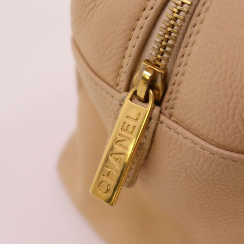 CHANEL 牛皮皮革Chain Shoulder金扣鏈帶肩背袋-10