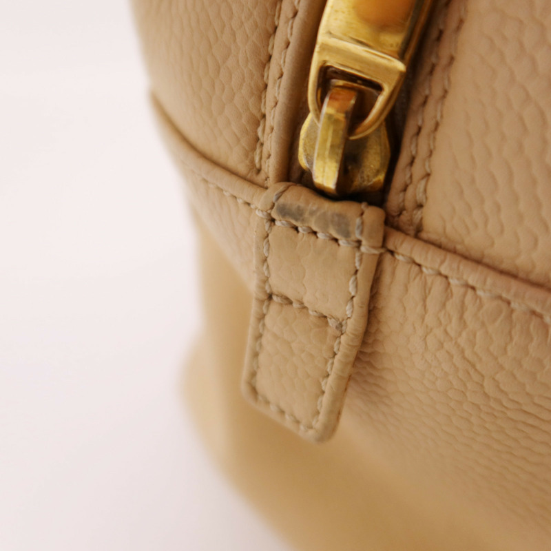 CHANEL 牛皮皮革Chain Shoulder金扣鏈帶肩背袋-11