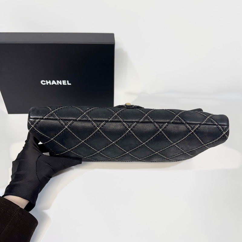 🖤香奈兒絕版CHANEL黑金牛皮粗縫線三層肩背包/A92174-7