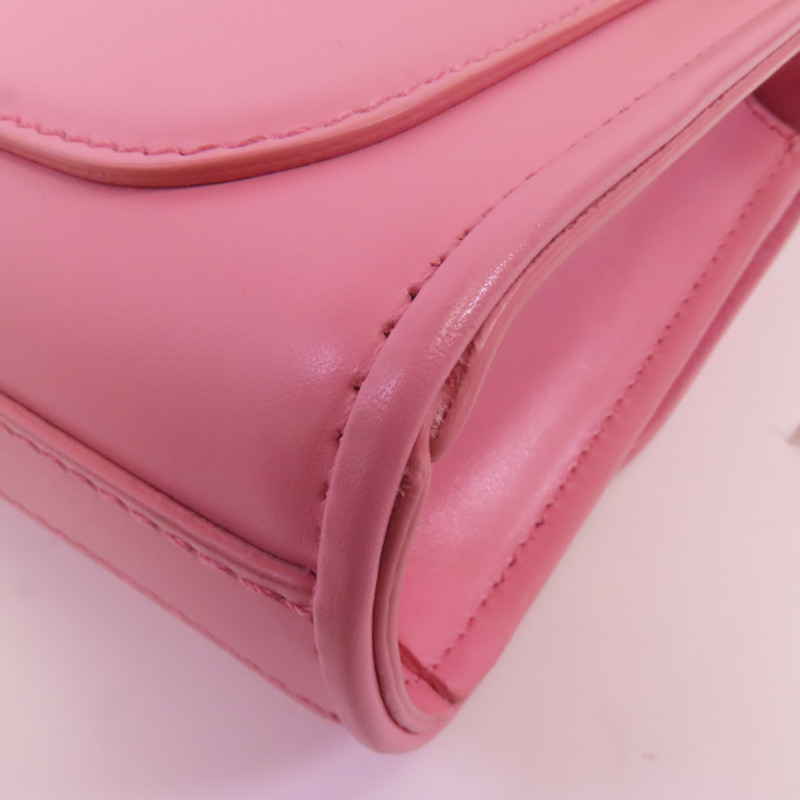 Valentino 牛皮皮革V Logo Type Crossbody金扣肩背袋-8