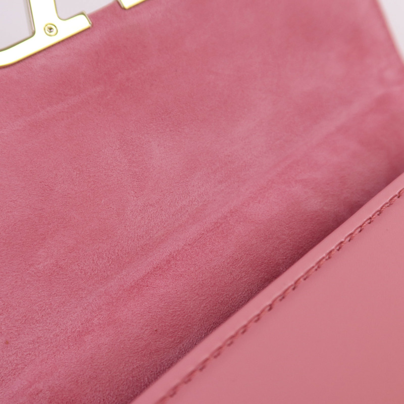 Valentino 牛皮皮革V Logo Type Crossbody金扣肩背袋-13