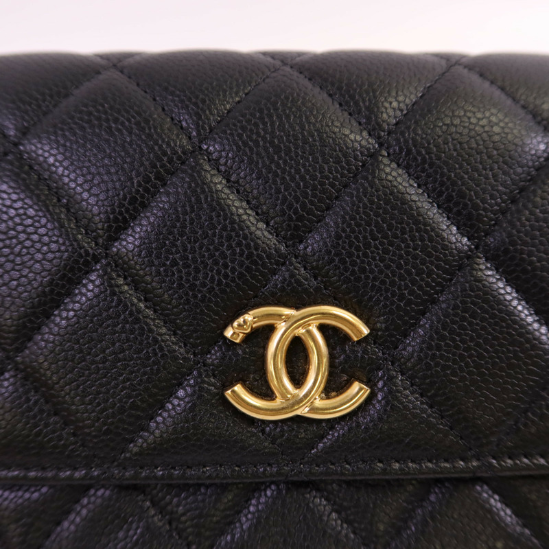 CHANEL 牛皮皮革Waist Bag金扣鏈帶腰包-9