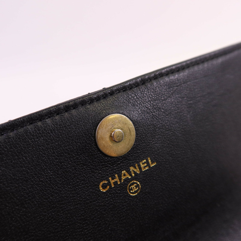 CHANEL 牛皮皮革Waist Bag金扣鏈帶腰包-11